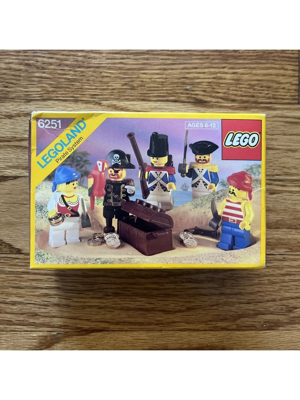 LEGO 6251 Pirates: Pirate System Minifigures Vintage 1989 Sealed